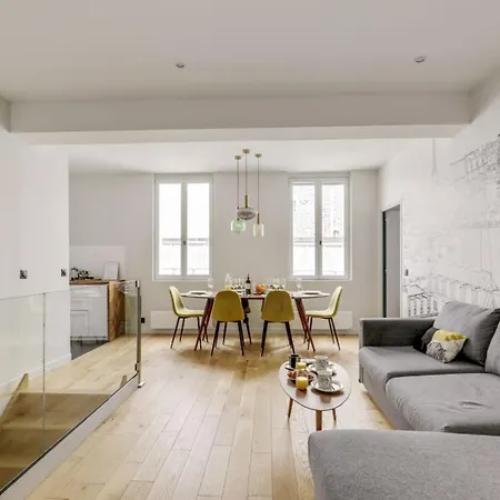 168 M - Superbe A Apartment