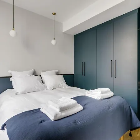 168 M - Superbe A * פריז