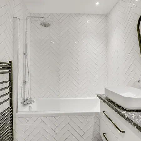 168 M - Superbe A דירה