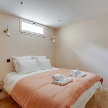 168 M - Superbe à Appartement *